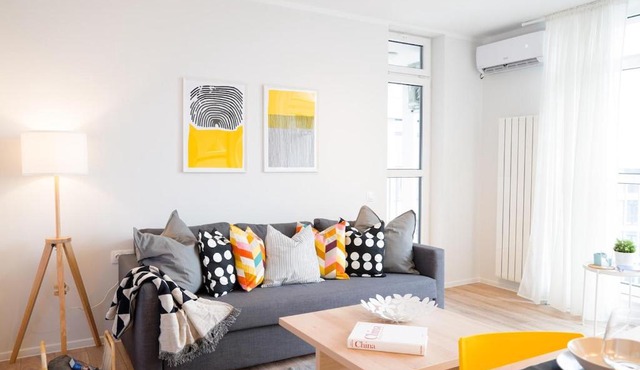Scandinavian Airy APT in Business Area & Airport