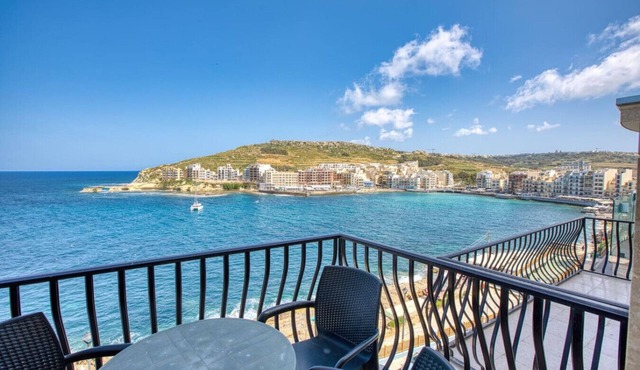 Scenic Gozo Stay with 1BR & Balcony Bliss!