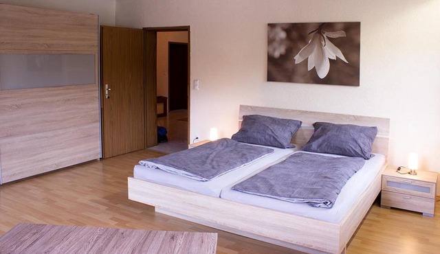 Schöne Ferienwohnung mit großer Terrasse.