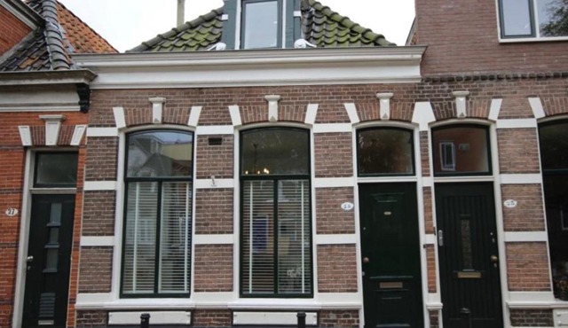 Schipperswoning centraal Groningen