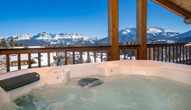 "Schlern" with Mountain View, Whirlpool, Finnish Sauna & Steam Sauna & Balcony