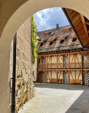 Schloss Blumenfeld