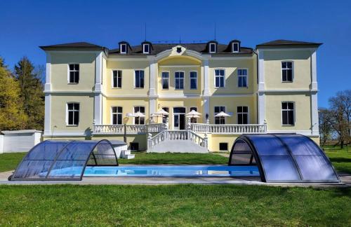 Schloss Schmuggerow