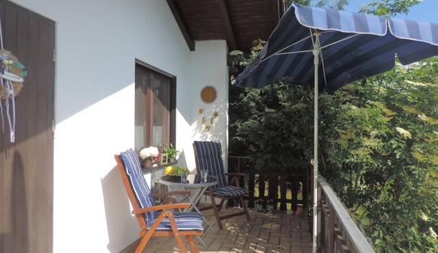 Schlossblick mit Teilseeblick by Interhome