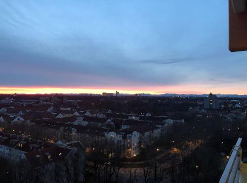 Schwabing-Studio great sunset view & balcony