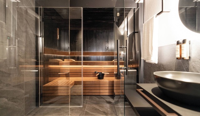 Schwarzer Adler - Concept Living