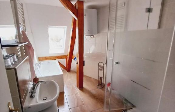 Schwarzer Adler Ferienwohnung mit 3 Schlafzimmern und 2 WC