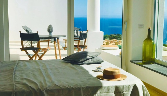 Sciara Eolie luxury apartment with Jacuzzi