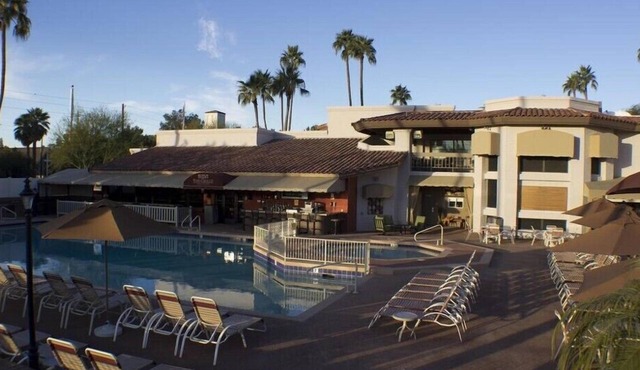 Scottsdale Camelback Resort Elegant Studio with Terrace