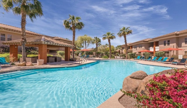 Scottsdale Studio Hotel at WorldMark – Pools, Golf & Desert Views