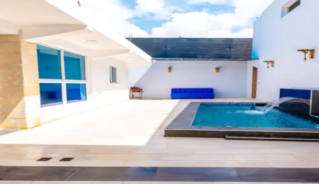 SD 14BR Worry-free Villas + Daily Transportation