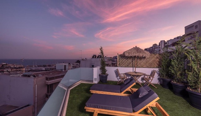 Sea Breeze Suite with Jacuzzi