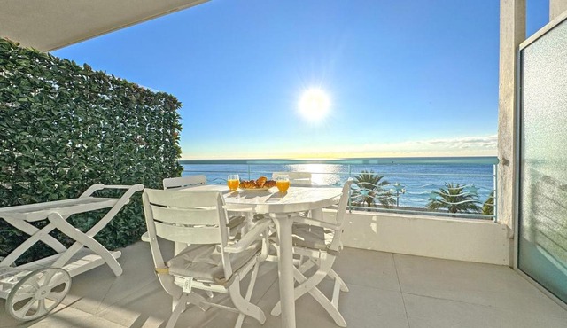 Sea Front Condo Promenade