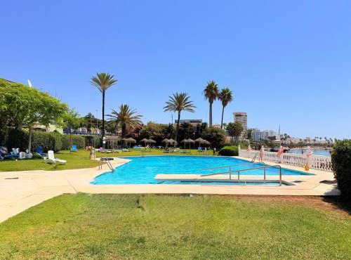 Sea Front View with Pool Paddle and Tennis Mijas