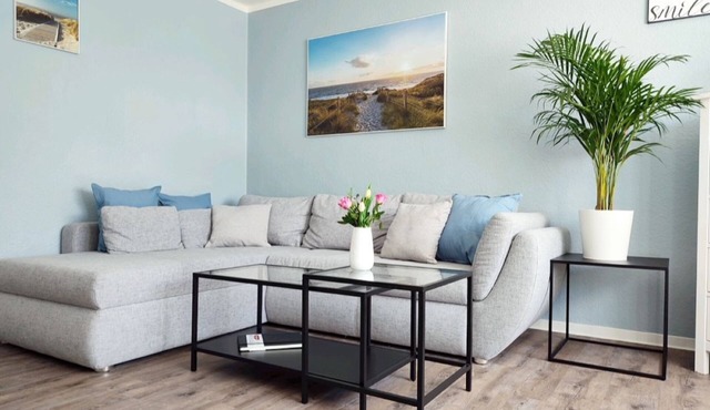 Sea & lakes apartment close to nature with terrace, near Kiel