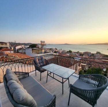 Sea&Lesbos View Duplex, Courtyard&Rooftop, Mercan Köşk Ayvalık