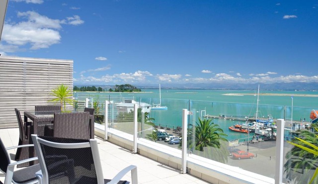 Sea Quest Apartment