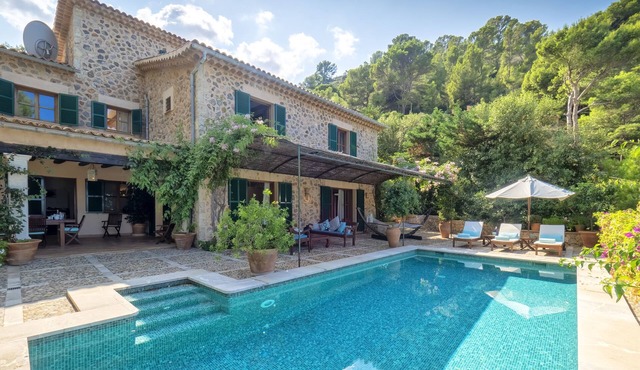 Sea Side Villa