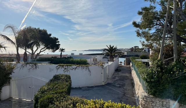 Sea Stone Villa