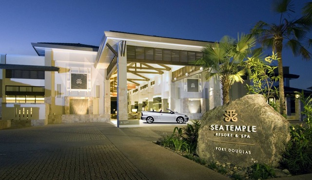 Sea Temple Port Douglas King Spa Studio, Free Wi Fi, Netflix