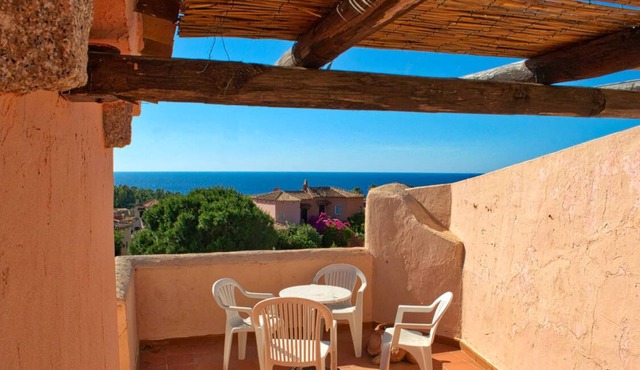 Sea View Apartment In Beautiful Sardinia - 7 mins Walk to Beach