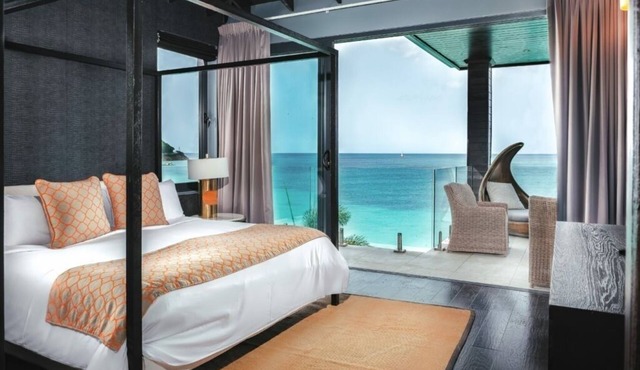 Sea-View Villa | Family Retreat | Antigua Urlings