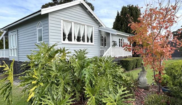 Seachelles: Pet friendly, spa, sauna & beach views
