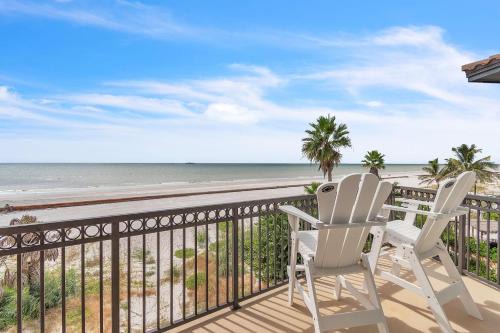 Seaclusion Beach Townhome