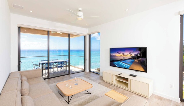 SeaDreams 4: Ocean Condos w/Pool. Jacuzzi & Rooftop Patio; Stay a Week, Save 20%
