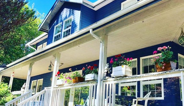 Seafarer Bed & Breakfast