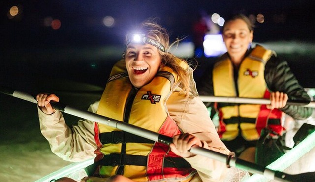 Seafood Sunset Paddle Tour on Lake Macquarie