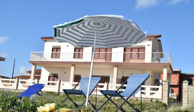 Seafront apartment 2 in Villa near Rome