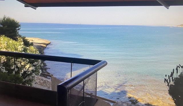 Seafront apartment in Altafulla beach, Costa Dorada, Tarragona, Spain