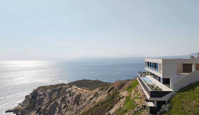 Seafront Cliff Villa with Infinity Pool & Wellness