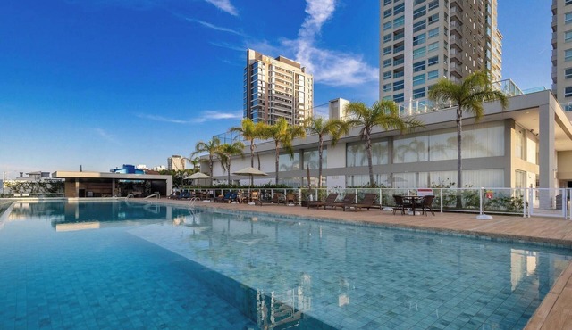 Seafront Condominium With Pool - SHC
