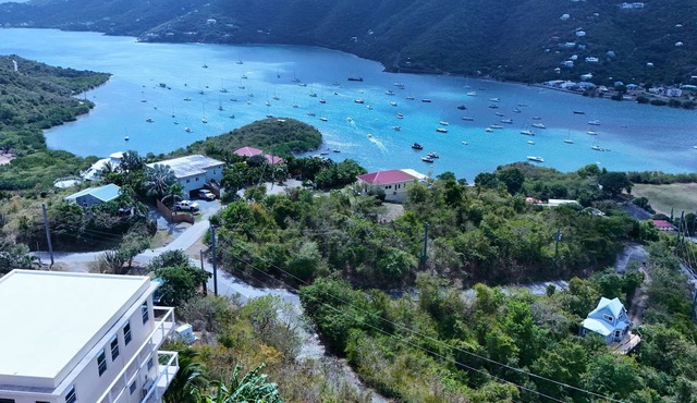 Seagrape Views in Coral Bay-Studio Apartment -Sleep 2