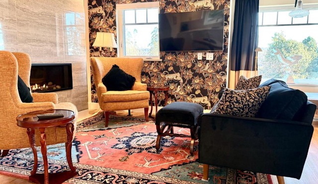 Seagull Studio Vacation Suite