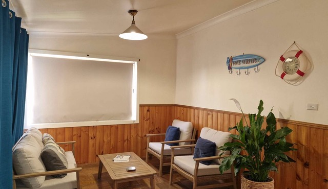 Seahaven Beach House - This brilliant beach house sleeps up to 8 adults and 2 children.