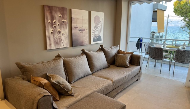 SeaNfinity Spotless, 1BR Apt with Beach View