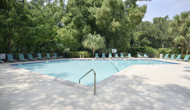SeaPines, Updated, Golf view, On site pool, Pet friendly, Walk to the Beach