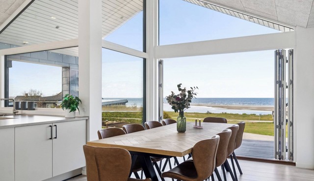 Seaside cottage with a stunning view