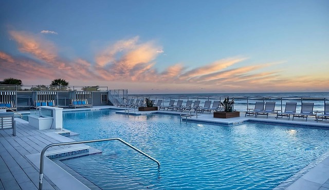 Seaside Escape! 2 Oceanfront View Units w/Balcony | Pets are Allowed
