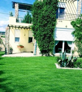 Seaside Green Villa