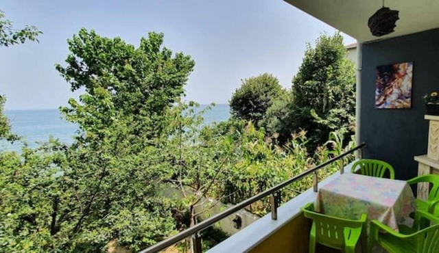 Seaside House with Splendid View in Tekirdag