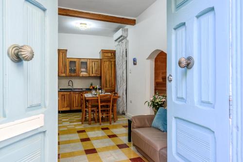 Seaside Mediterranean Home in Historic Senglea