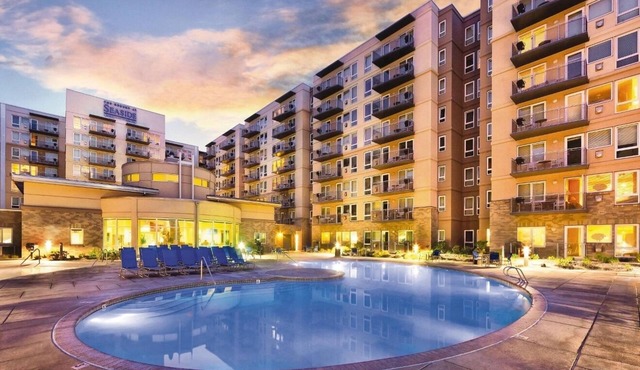 Seaside | Romantic Beach Retreat | Pool + Beach