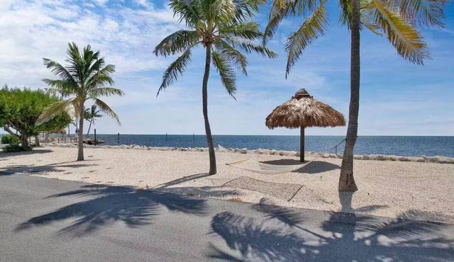 Seaside Serenity Coral Harbour Club 3/2 condo, located Oceanside in Islamorada