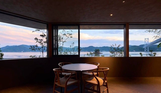Seaside Villa SEEN Shallow Sea