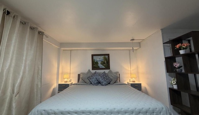 Seaview Apartments