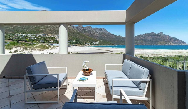 Seaview Beachfront Villa, Beach Club, HoutBay, Cape Town, South Africa